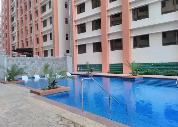 Hotel Oyo 724 Paseo Verde At Real Condominium 2*