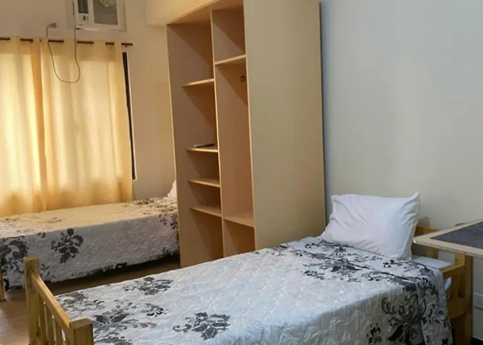 Oyo 724 Paseo Verde At Real Condominium Hotel 2*
