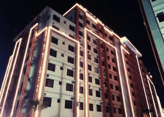 Oyo 724 Paseo Verde At Real Condominium Hotel 2*