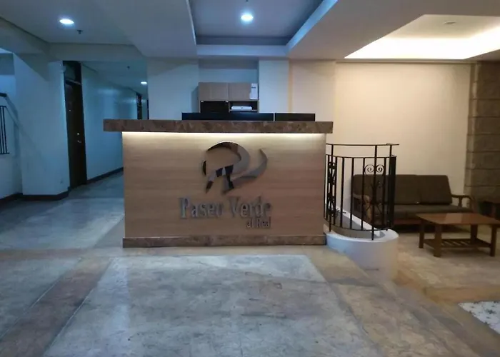 Oyo 724 Paseo Verde At Real Condominium Hotel 2*